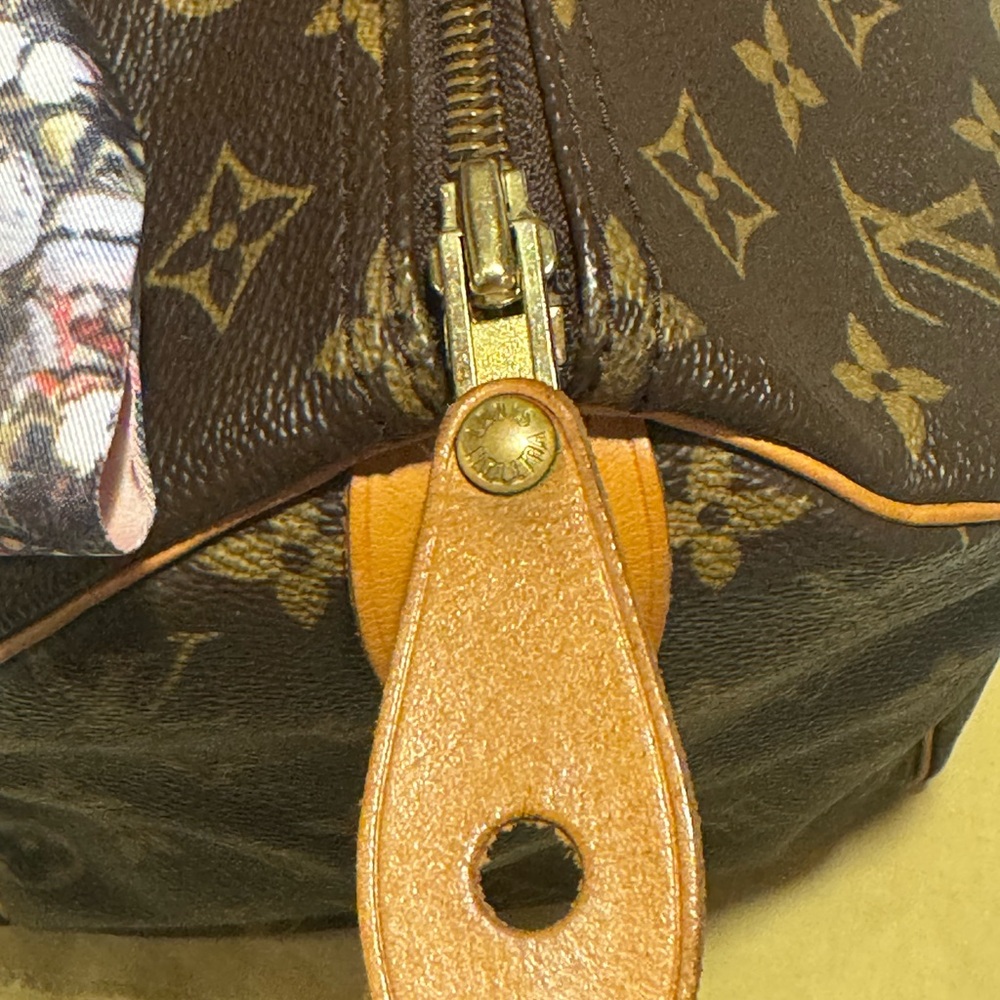Louis Vuitton Monogram Speedy 30 - Picture 10 of 16